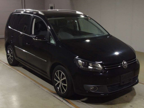 2014 Volkswagen Golf Touran 1TCTH[2]