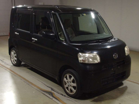 2012 Daihatsu Tanto L375S[2]