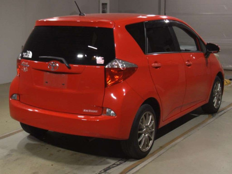 2012 Toyota Ractis NSP120[1]