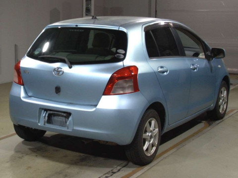 2006 Toyota Vitz SCP90[1]