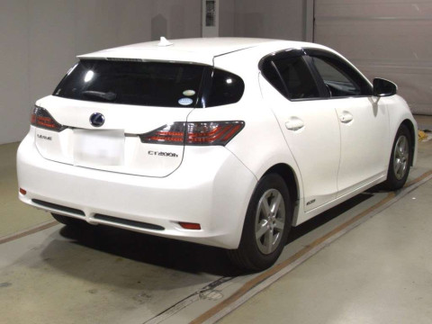 2011 Lexus CT ZWA10[1]