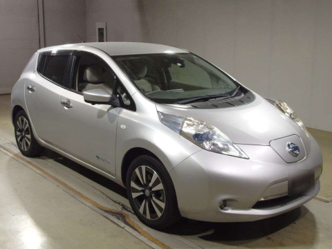 2016 Nissan Leaf AZE0[2]