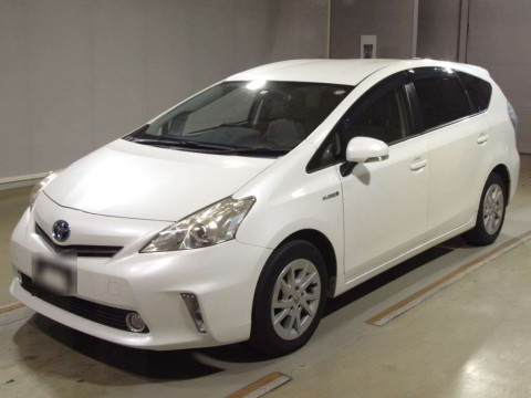 2014 Toyota Prius alpha ZVW40W[0]