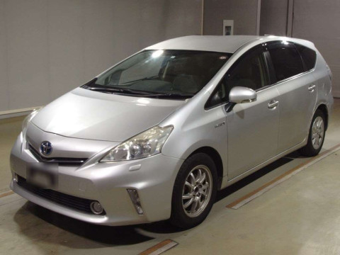 2012 Toyota Prius alpha ZVW41W[0]