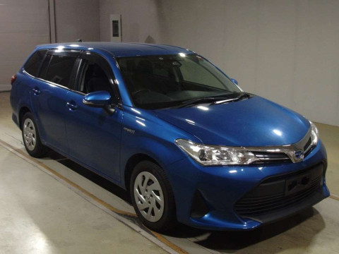 2017 Toyota Corolla Fielder NKE165G[2]