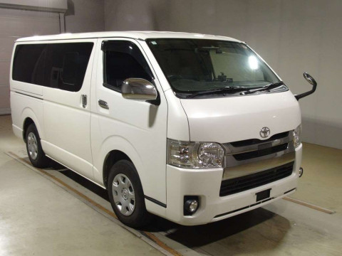 2019 Toyota Regiusace Van GDH201V[2]