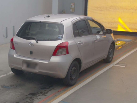 2006 Toyota Vitz SCP90[1]