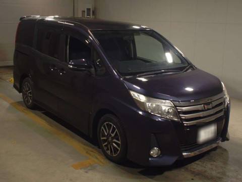 2014 Toyota Noah ZRR80W[2]