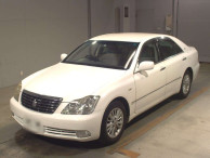 2004 Toyota Crown