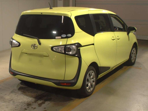 2015 Toyota Sienta NSP170G[1]