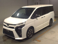 2018 Toyota Voxy