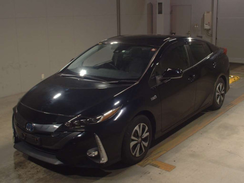 2019 Toyota Prius PHV ZVW52[0]