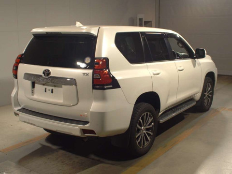 2017 Toyota Land Cruiser Prado TRJ150W[1]