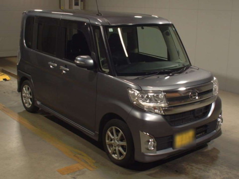 2015 Daihatsu Tanto Custom LA600S[2]