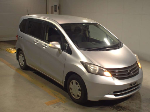 2009 Honda Freed GB3[2]