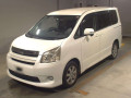 2007 Toyota Noah