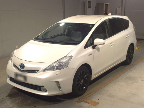 2011 Toyota Prius alpha ZVW41W[0]