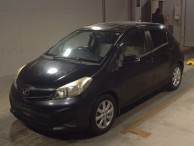 2011 Toyota Vitz