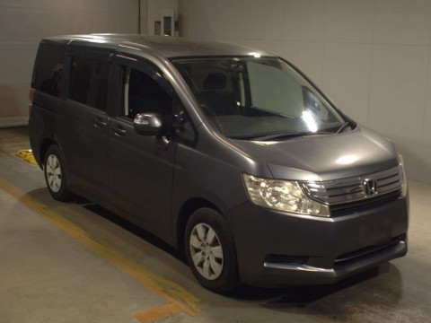 2009 Honda Step WGN RK1[2]