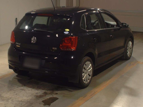 2011 Volkswagen Polo 6RCBZ[1]