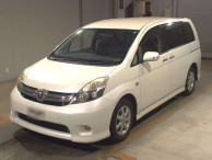 2011 Toyota Isis