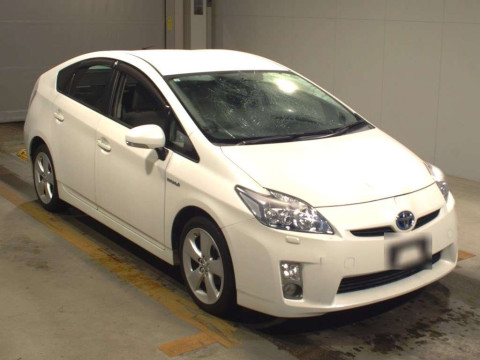 2011 Toyota Prius ZVW30[2]