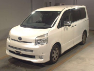 2009 Toyota Voxy