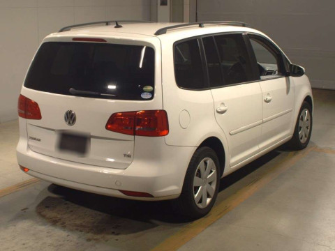 2013 Volkswagen Golf Touran 1TCTH[1]