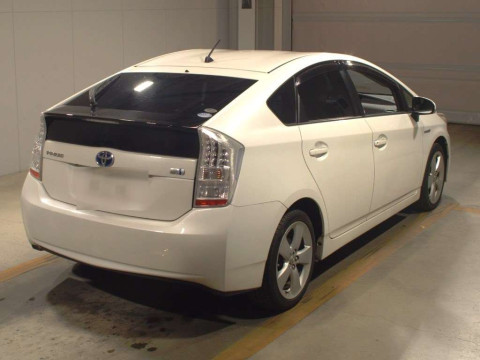 2011 Toyota Prius ZVW30[1]