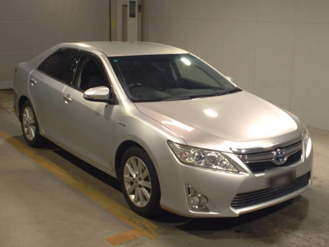 2013 Toyota Camry AVV50[2]