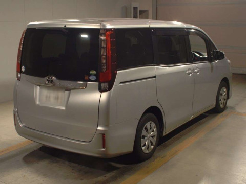 2016 Toyota Noah ZRR80G[1]