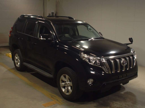 2016 Toyota Land Cruiser Prado GDJ150W[2]