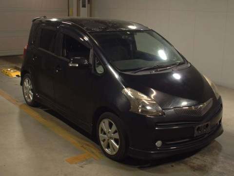 2007 Toyota Ractis NCP100[2]