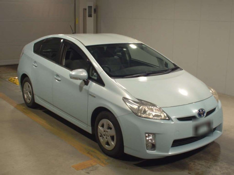 2010 Toyota Prius ZVW30[2]