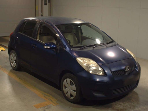 2008 Toyota Vitz SCP90[2]