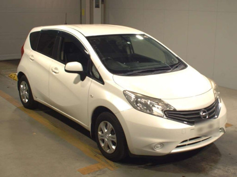 2014 Nissan Note E12[2]