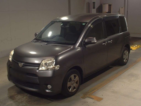 2012 Toyota Sienta NCP81G[0]