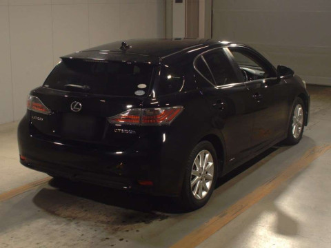 2011 Lexus CT ZWA10[1]