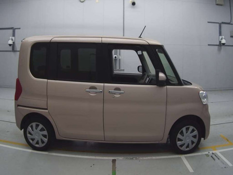 2018 Daihatsu Tanto LA600S[2]