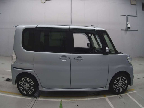 2016 Daihatsu Tanto LA600S[2]