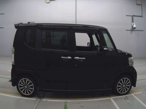 2013 Honda N-BOX CUSTOM JF1[2]