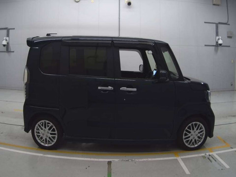 2020 Honda N-BOX CUSTOM JF3[2]