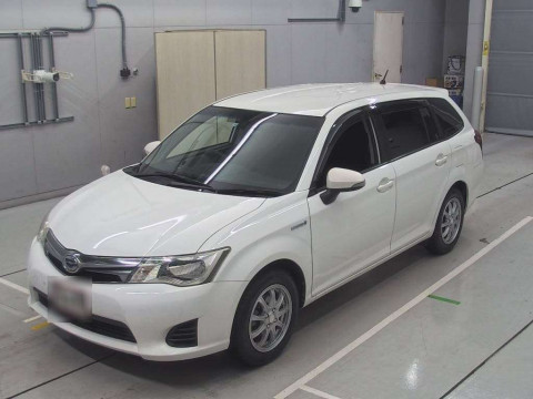 2013 Toyota Corolla Fielder NKE165G[0]