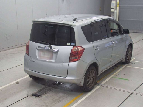 2005 Toyota Ractis NCP100[1]