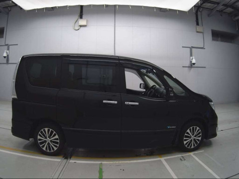 2014 Nissan Serena HFC26[2]