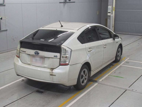 2010 Toyota Prius ZVW30[1]