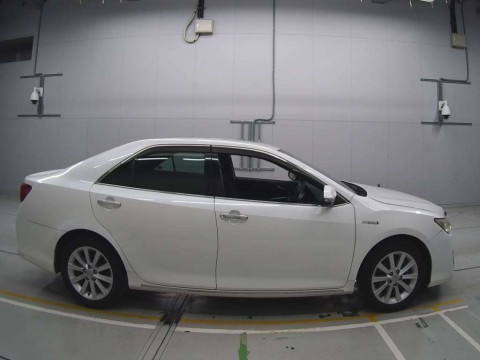 2013 Toyota Camry AVV50[2]