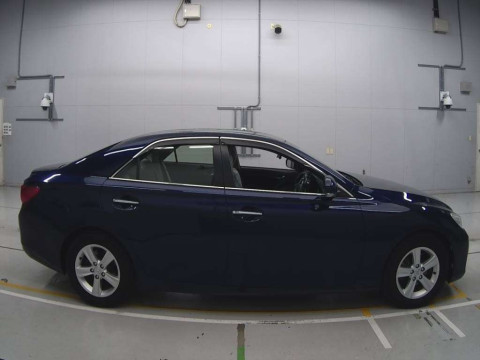 2011 Toyota Mark X GRX130[2]