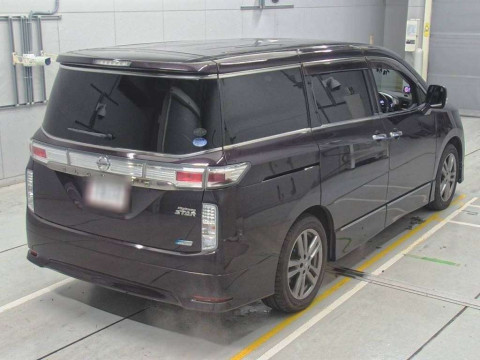 2012 Nissan Elgrand TE52[1]