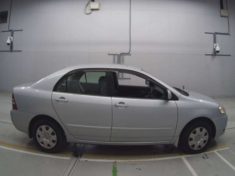 2004 Toyota Corolla Sedan NZE121[2]